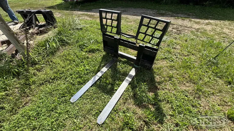 Pallet Fork Attachment Skid Steer Fork