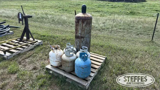 (6) LP tanks