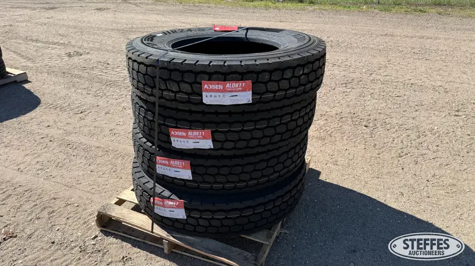 (1) Aosen 11R24.5-16PR truck tires