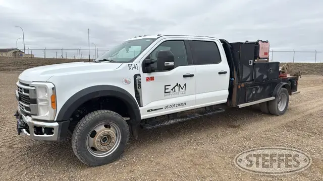 2023 Ford F-550 XL
