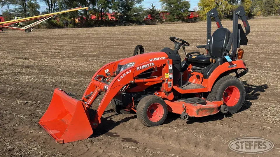 2018 Kubota BX2680 Lawn Tractor