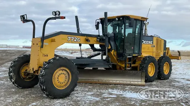 2009 Deere 772G AWD