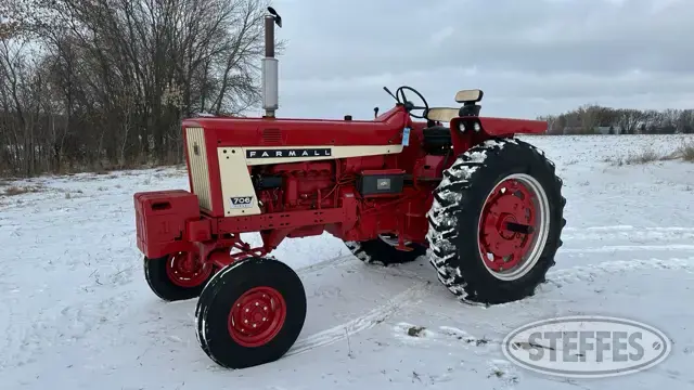 1964 Farmall 706