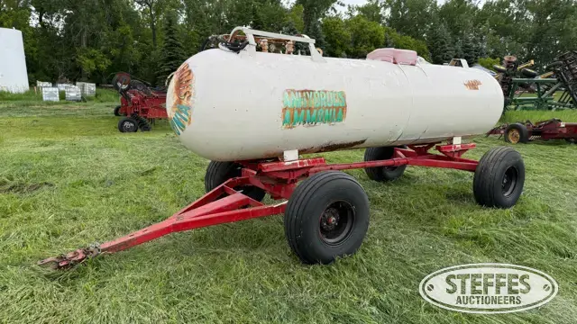 Trinity 1,000 gal. NH3 tank