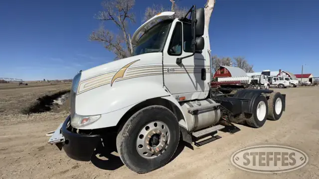 2006 International 8600 6x4
