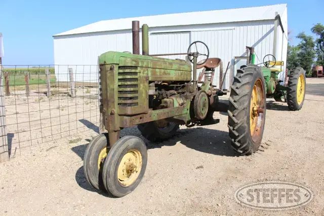 1940 John Deere B