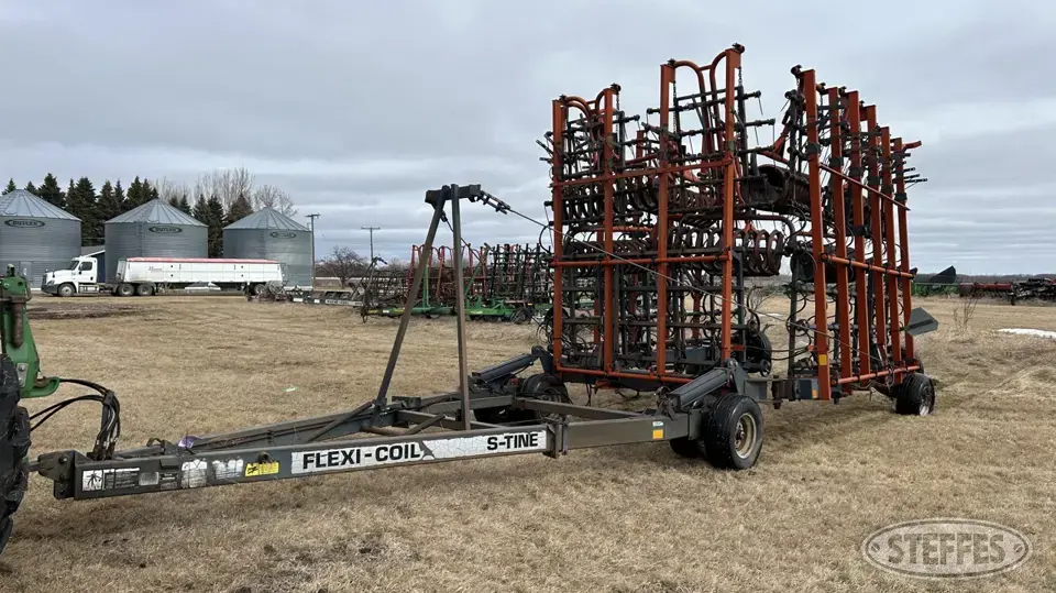 Flexi-Coil S-Tine Field Cultivator