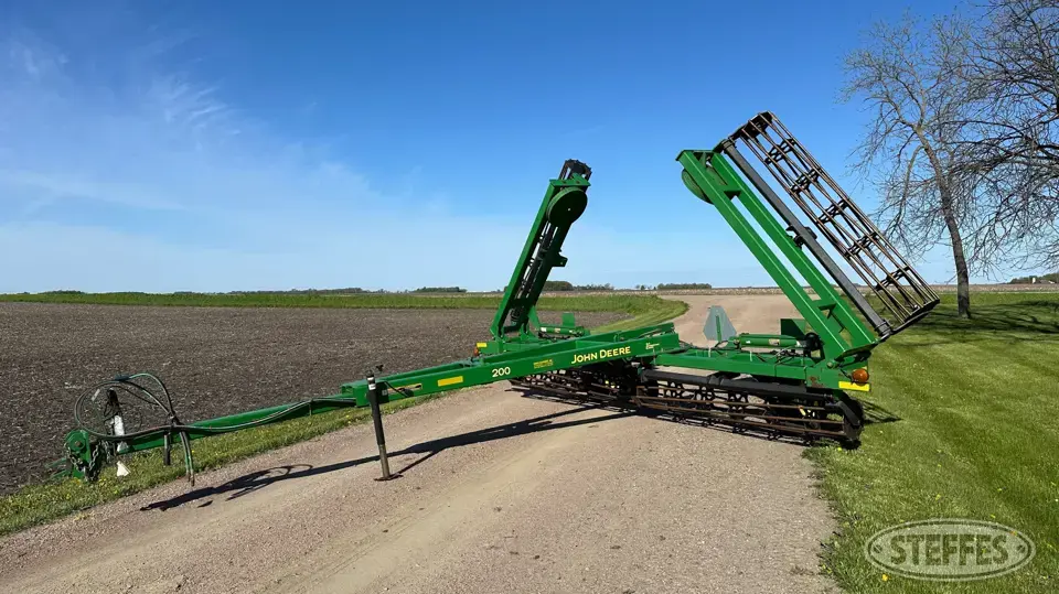 2002 John Deere 200 Soil Finisher