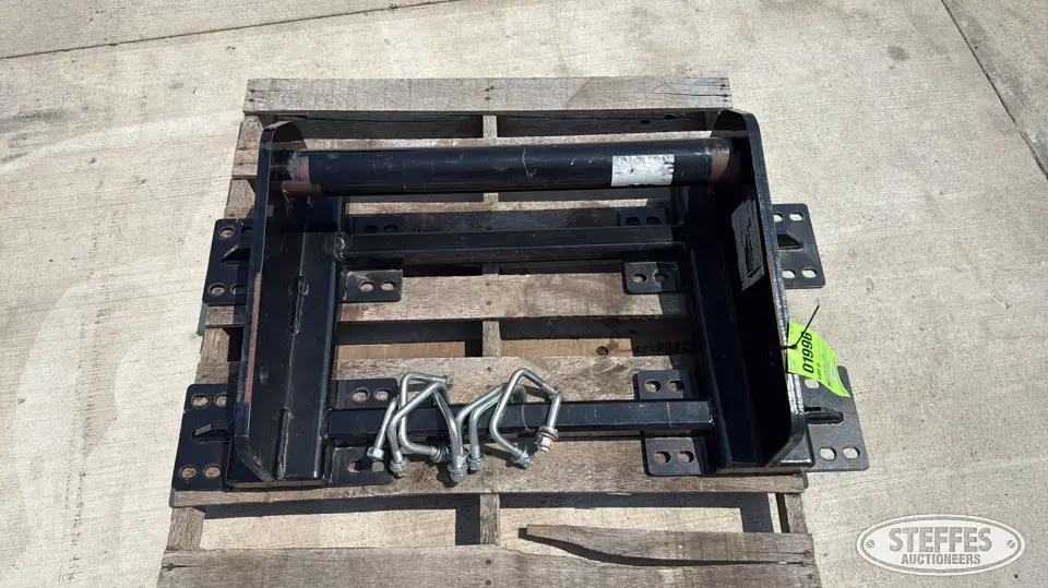 MDS 11520 Loader Attachment