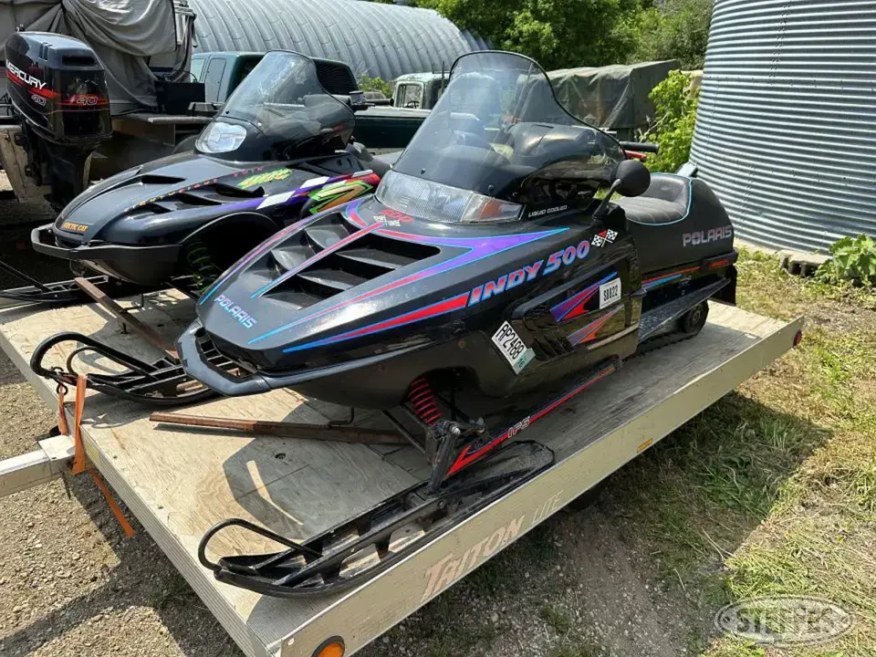 1995 Polaris Indy 500 Classic Snowmobile