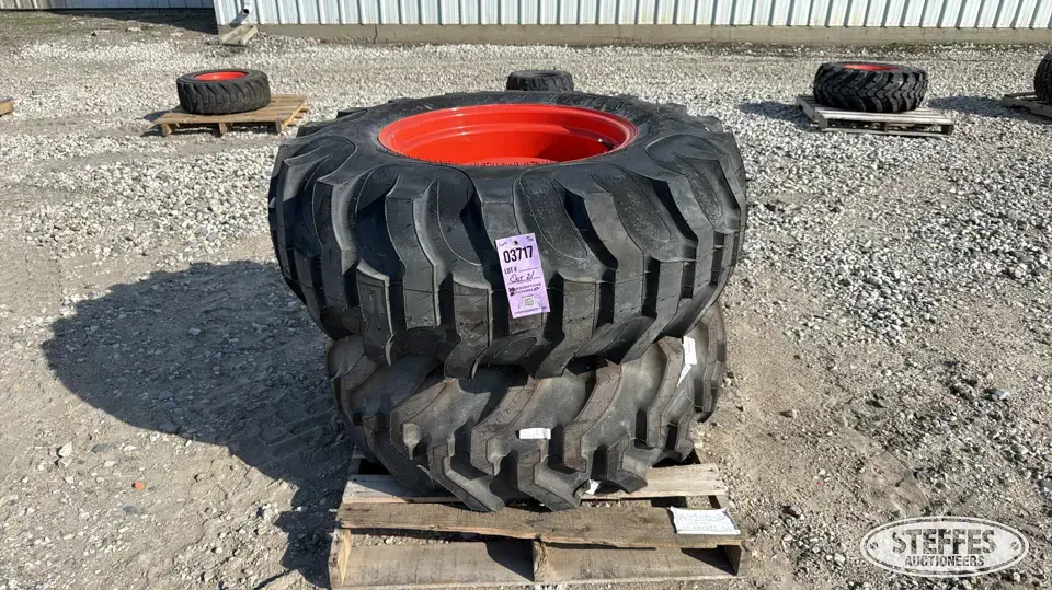 (2) 17.5L-24 tires Construction Equipment Tire