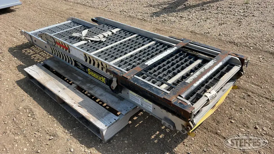 Road Warrior Sidekick Truck-Trailer Part