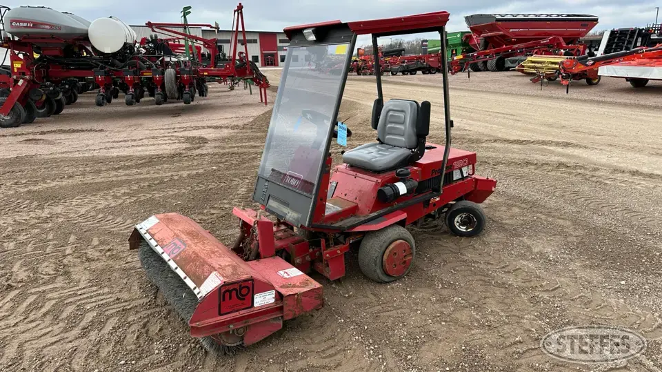 Toro ProLine 120 Lawn Tractor