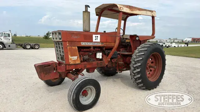 1976 International 1066