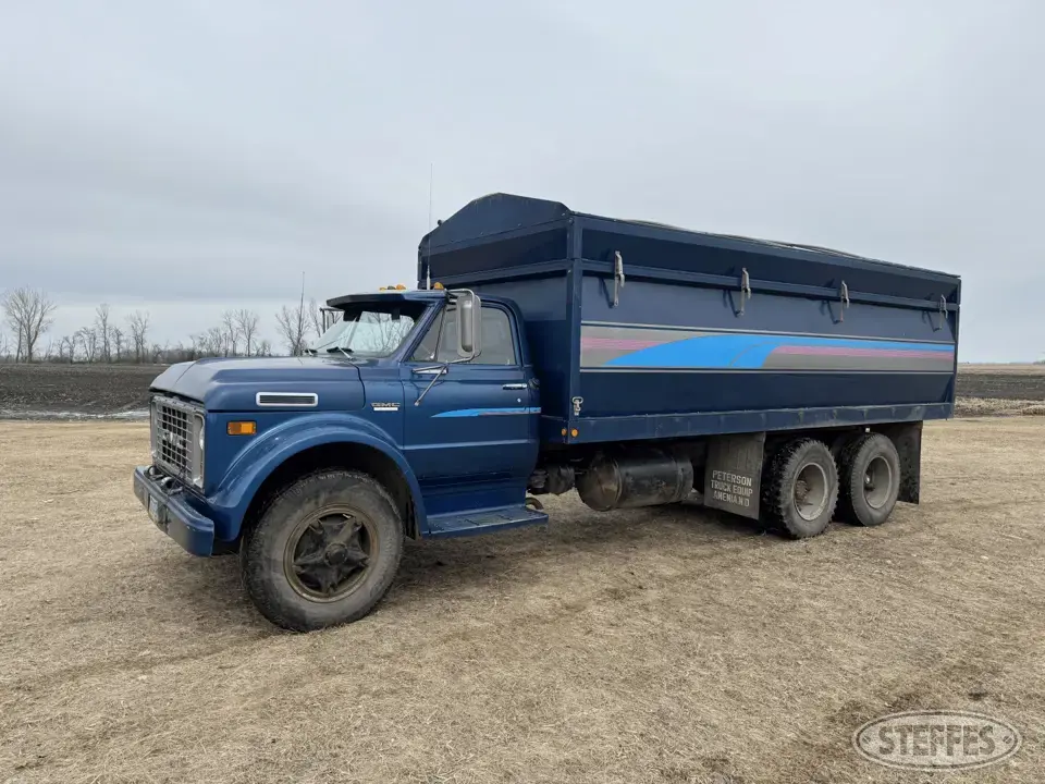 1970 GMC 6500 Tandem Boxed Truck