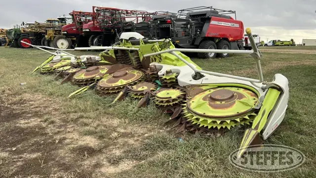 2017 Claas Orbis 900