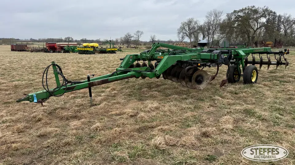 John Deere 510 Ripper