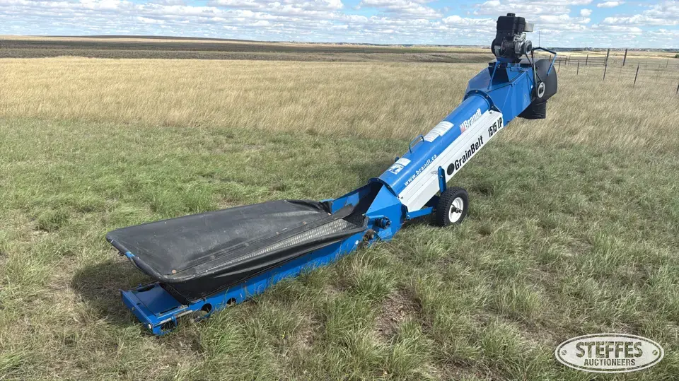 Brandt 1515 LP Transfer-Jump Augers and Conveyor