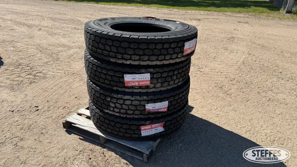 (4) Aosen ALD811 11R24.5 truck tires