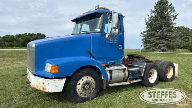 1993 White GMC