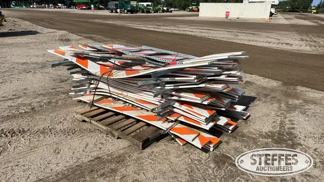 Traffic barricades