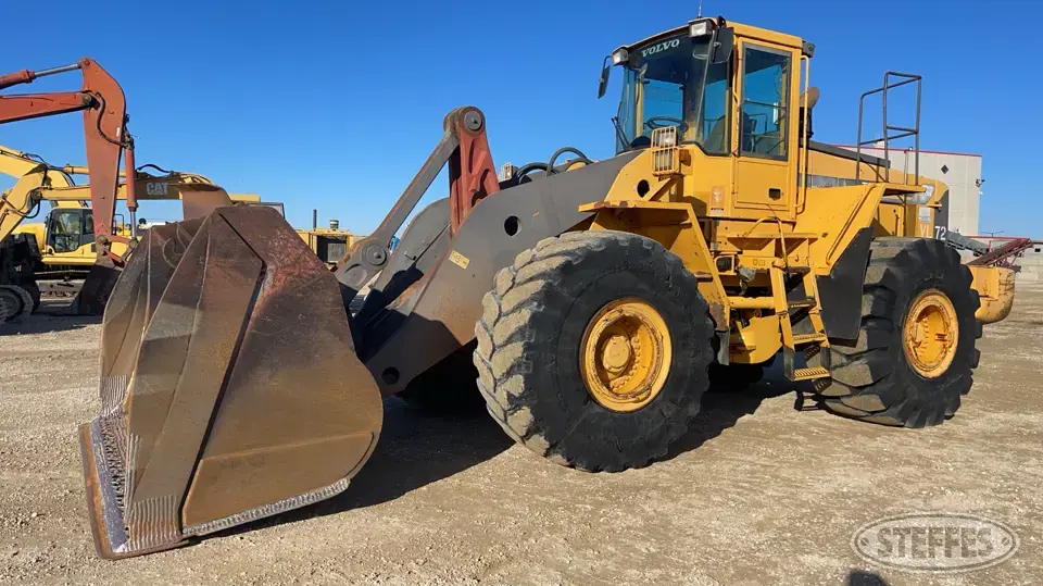 1999 Volvo L220D Wheel Loader