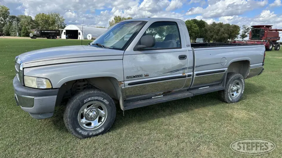 1998 Dodge Ram 1500 Half Ton Pickup