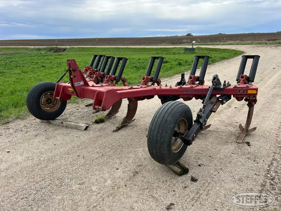 Case IH 14 Ripper