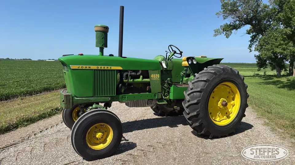 1968 John Deere 4020 2WD Tractor