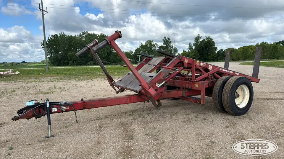1997 Pro Ag 12SR Bale Skoop Bale Handling