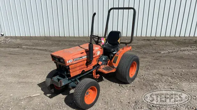 1990 Kubota B7200
