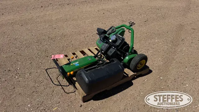 John Deere 220 E-Cut Hybrid
