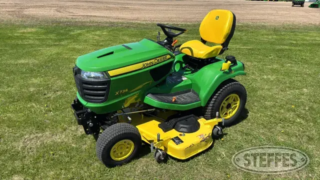 2021 John Deere X734