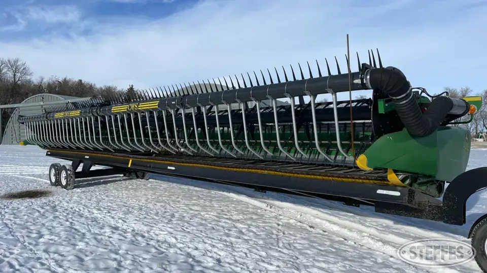 2016 John Deere 645FD Draper Head