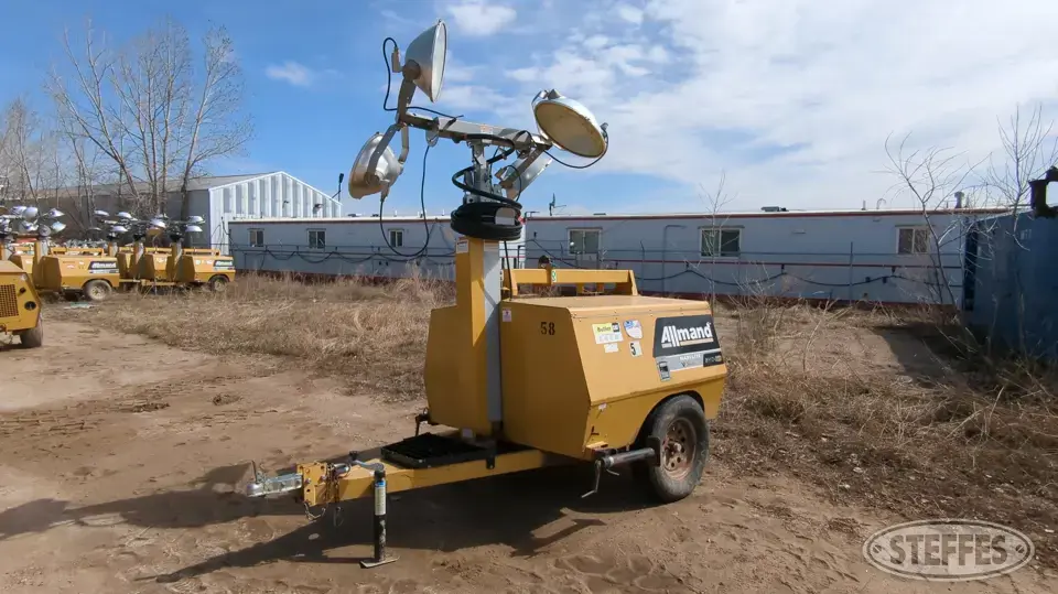 2012 Allmand Maxi-Light V-TWR Generators More Than 500 kW