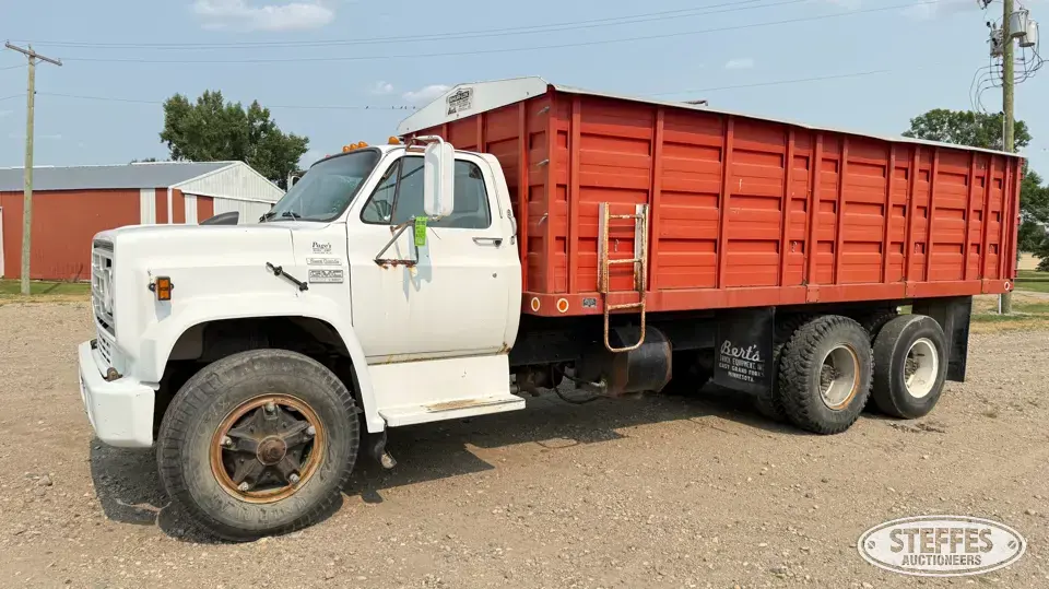 1976 GMC 6500 Grain Truck
