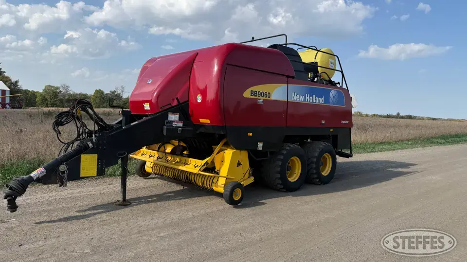 2012 New Holland BB9060 Square Baler
