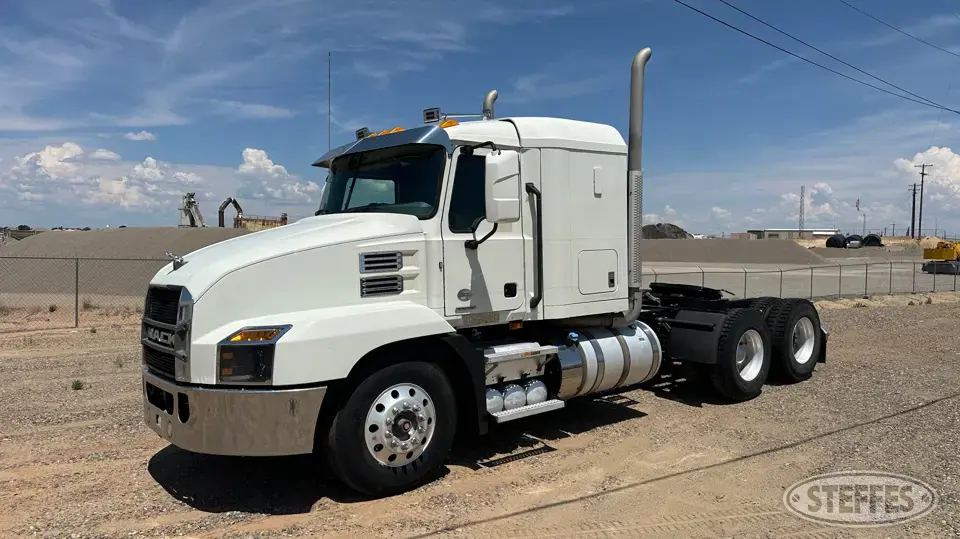 2019 Mack AN64T Anthem Conventional Truck with Sleeper