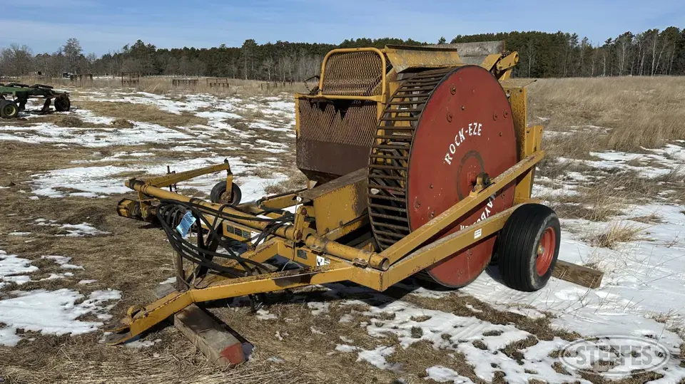 Haybuster Rock-Eze H106 Rock Picker