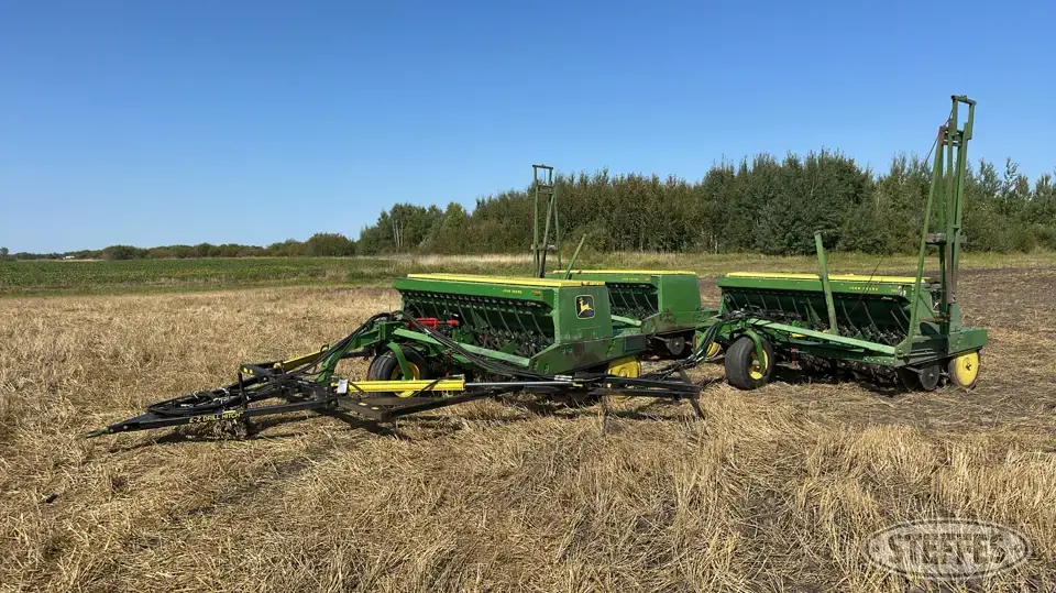 John Deere 9350 Press Drill