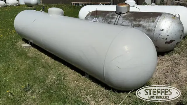 2015 Trinity 1,000 gal. LP tank