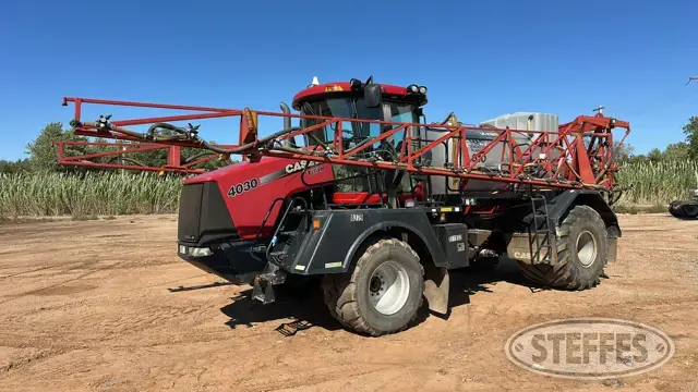 2014 Case IH Titan 4030