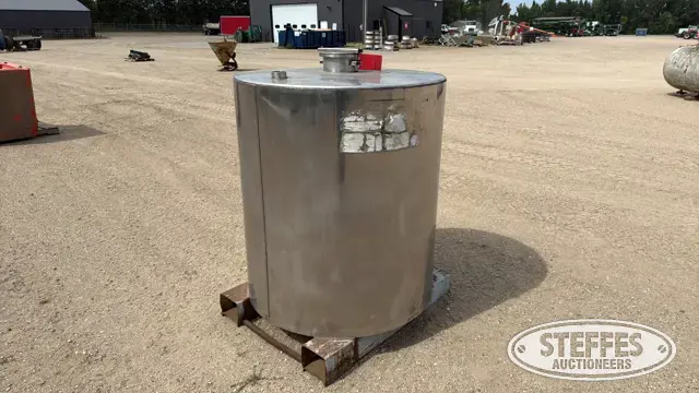Approx. 290 gal. SS tank