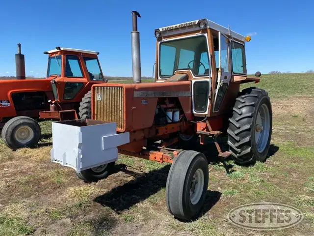1974 Allis-Chalmers 200