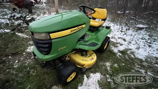 2007 John Deere X300