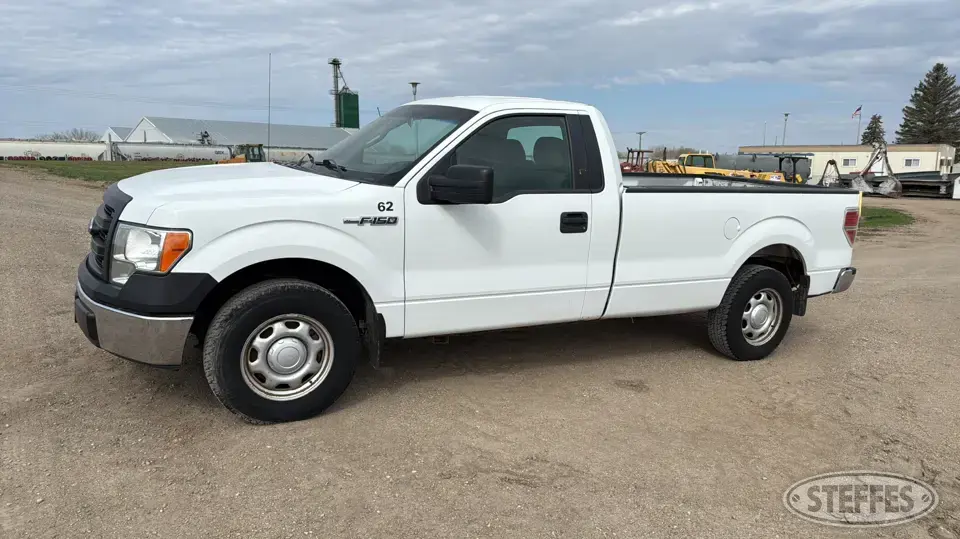 2013 Ford F-150 XL Half Ton Pickup