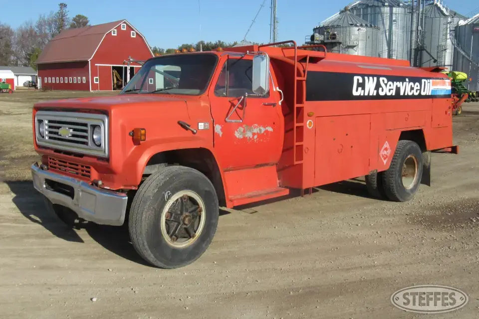1980 Chrevolet C70 Cheyenne Fuel-Lube Truck