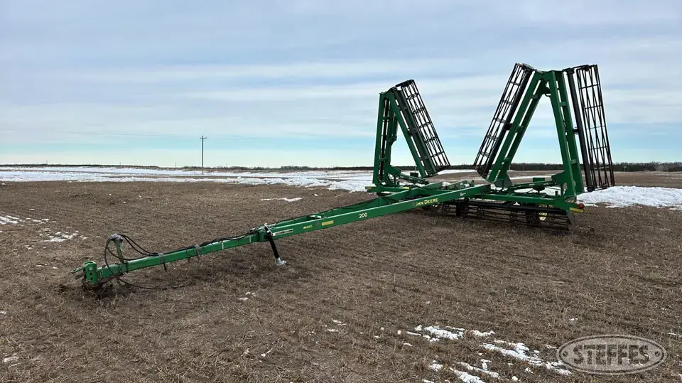 John Deere 200 Rolling Packer