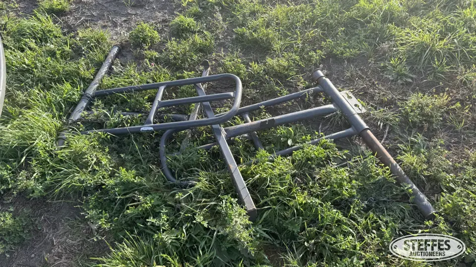 (2) Lane back stops Livestock Equipment-Other