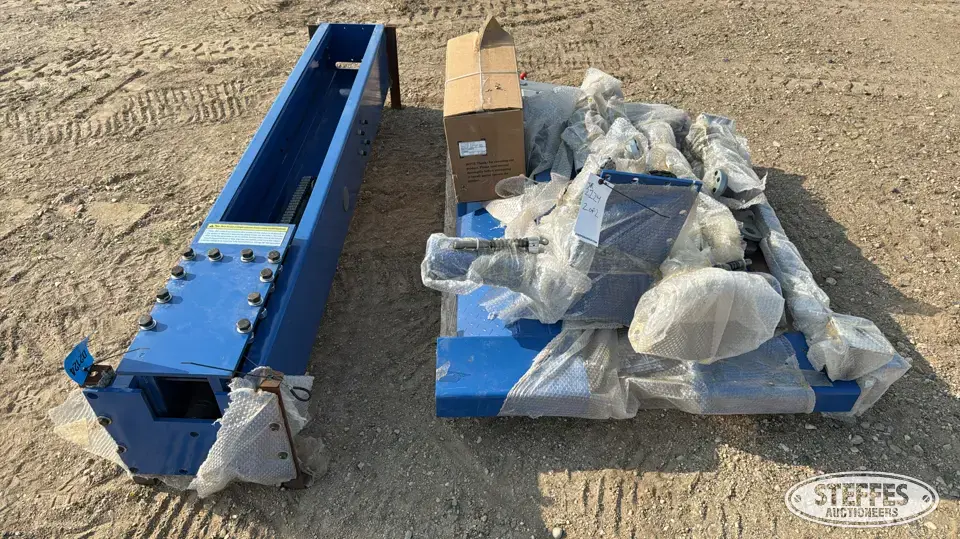 Single post car lift Lifts-Other